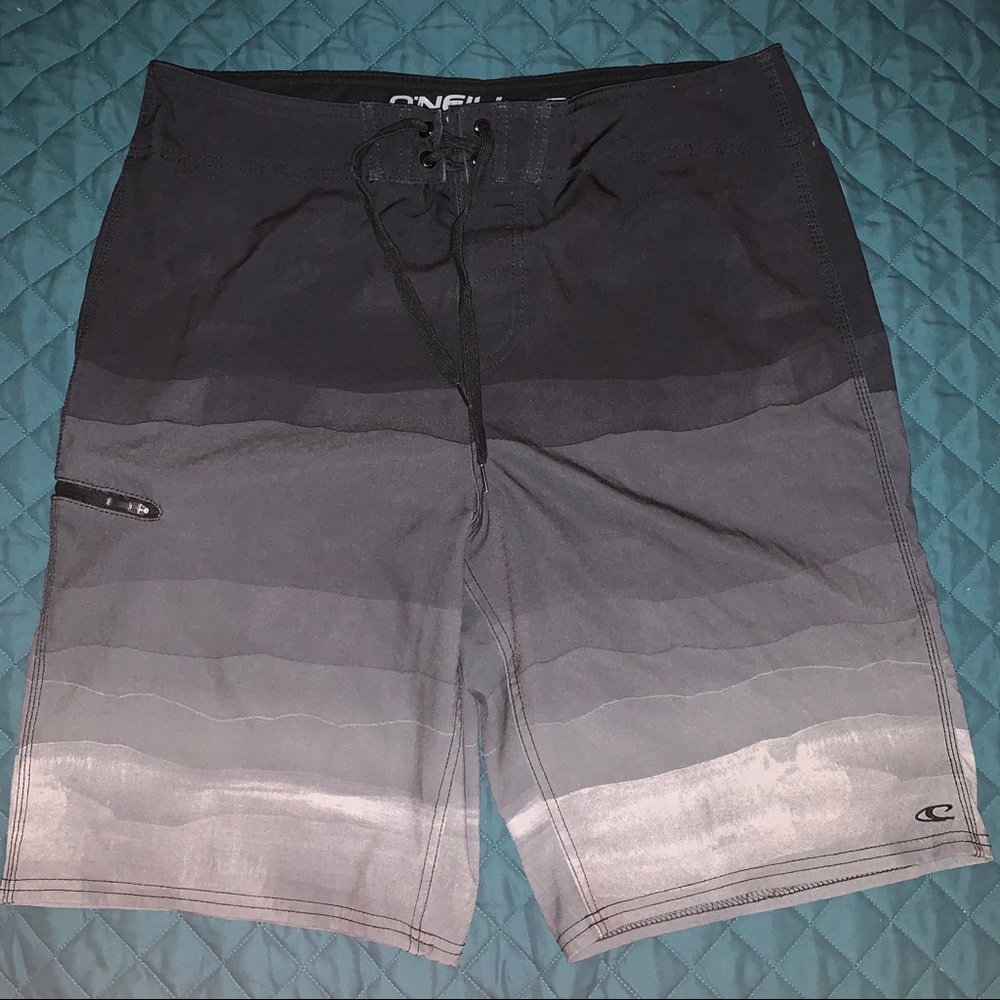 Black O’Neill Board shorts. USED.  Size: 34